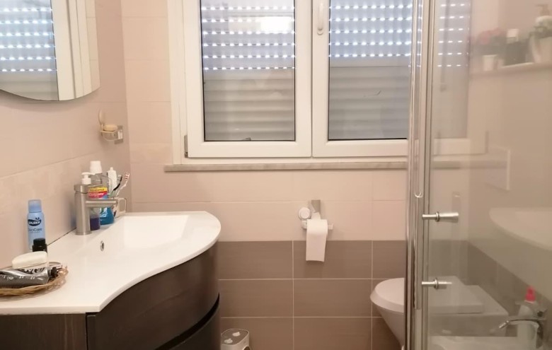 Appartamento in vendita a Carrara