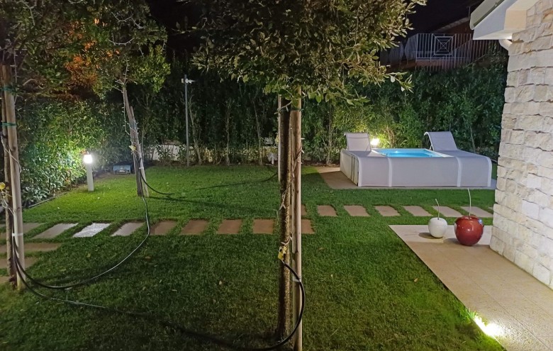 Villa singola in vendita a Pietrasanta