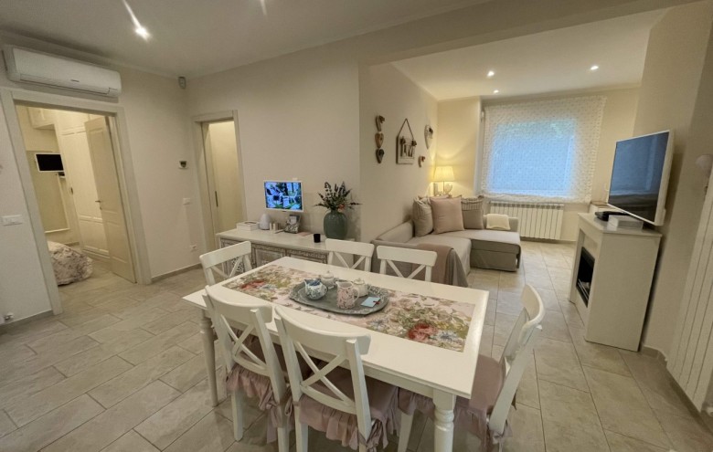 Villa singola in vendita a Pietrasanta