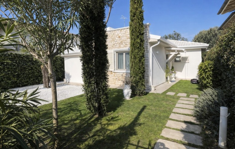 Villa singola in vendita a Pietrasanta