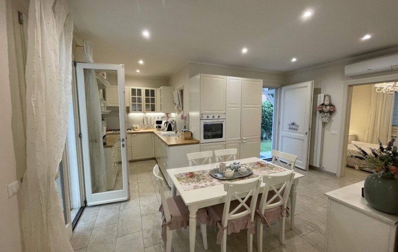 Villa singola in vendita a Pietrasanta