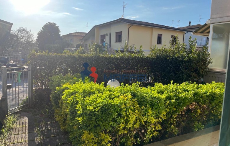 Appartamento in vendita a Viareggio