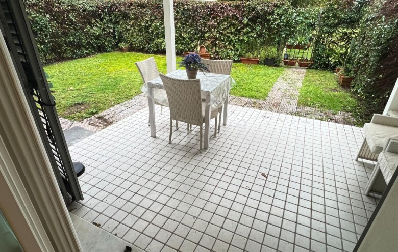 Appartamento in vendita a Massa