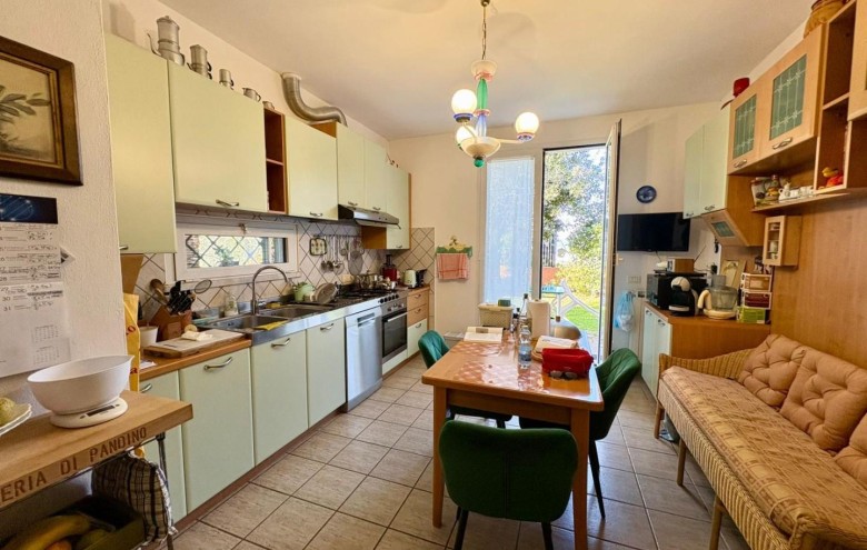 Villa singola in vendita a Massa