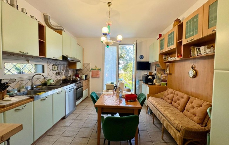 Villa singola in vendita a Massa