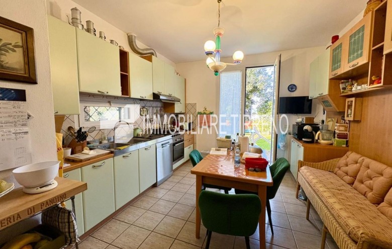 Villa singola in vendita a Massa