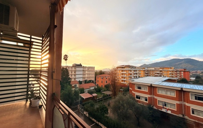 Appartamento in vendita a Massa