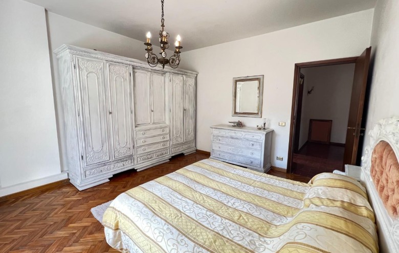 Appartamento in vendita a Massa