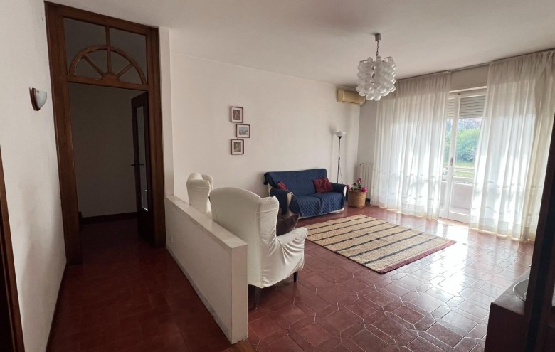 Appartamento in vendita a Massa