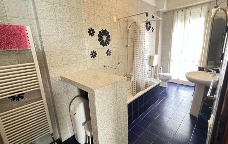 Appartamento in vendita a Massa