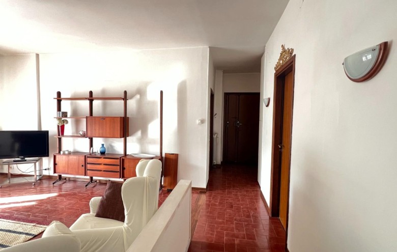 Appartamento in vendita a Massa