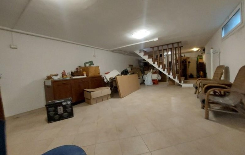 Bifamiliare in vendita a Massa