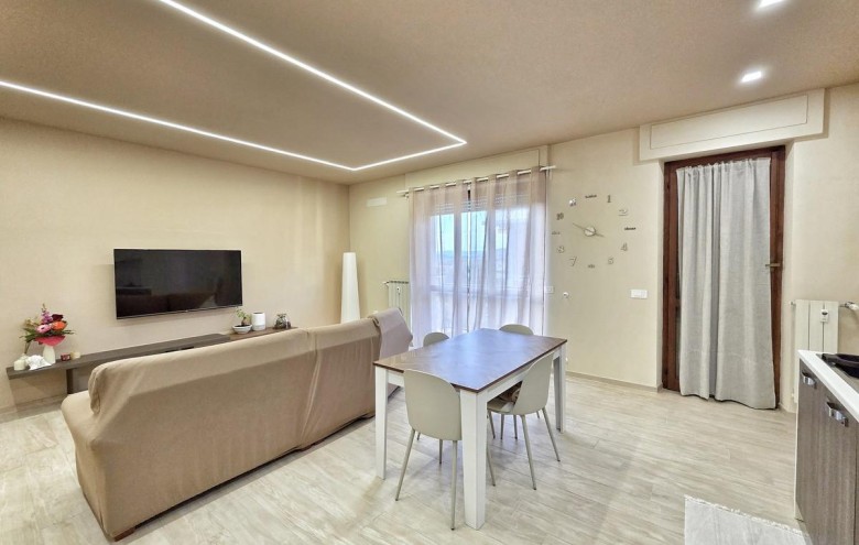 Appartamento in vendita a Massa