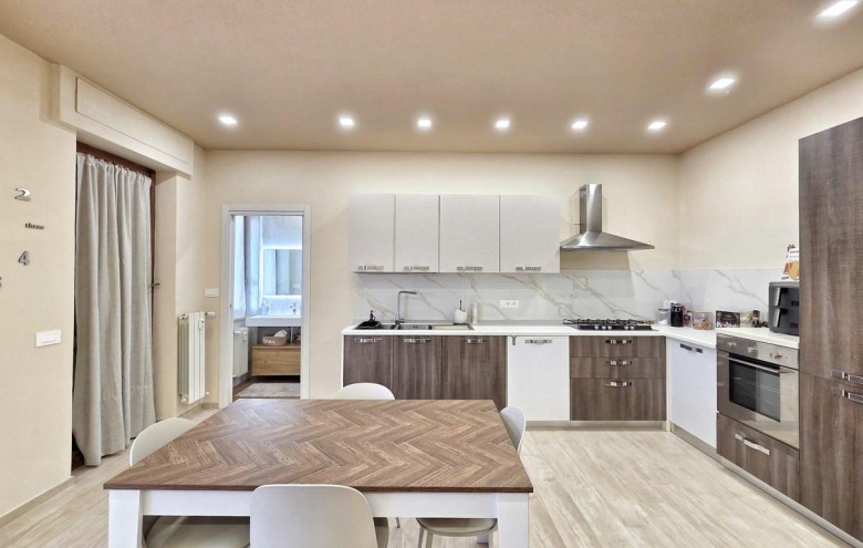 Appartamento in vendita a Massa