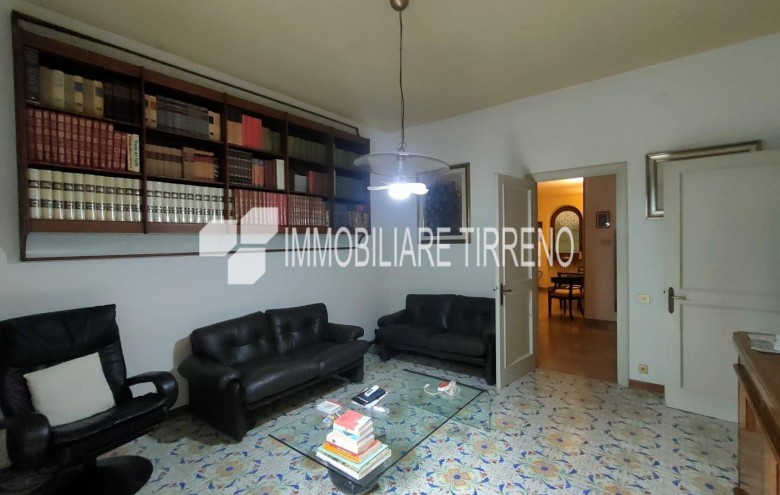 Villa singola in vendita a Massa