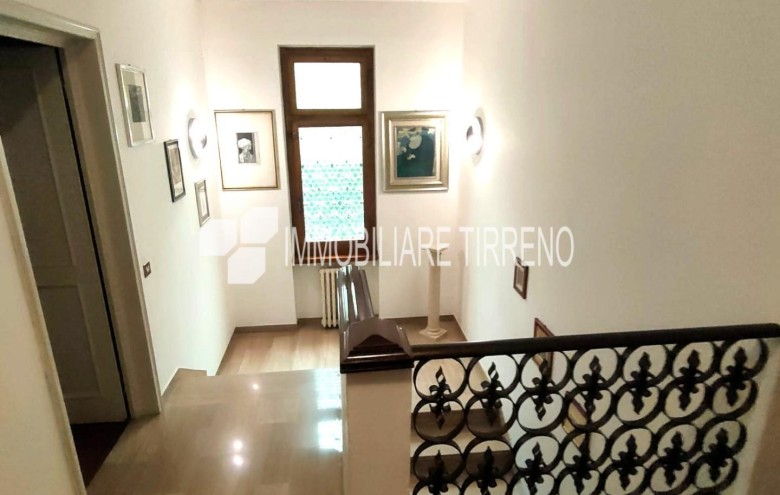 Villa singola in vendita a Massa