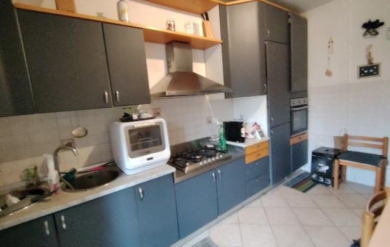 Appartamento in vendita a Carrara