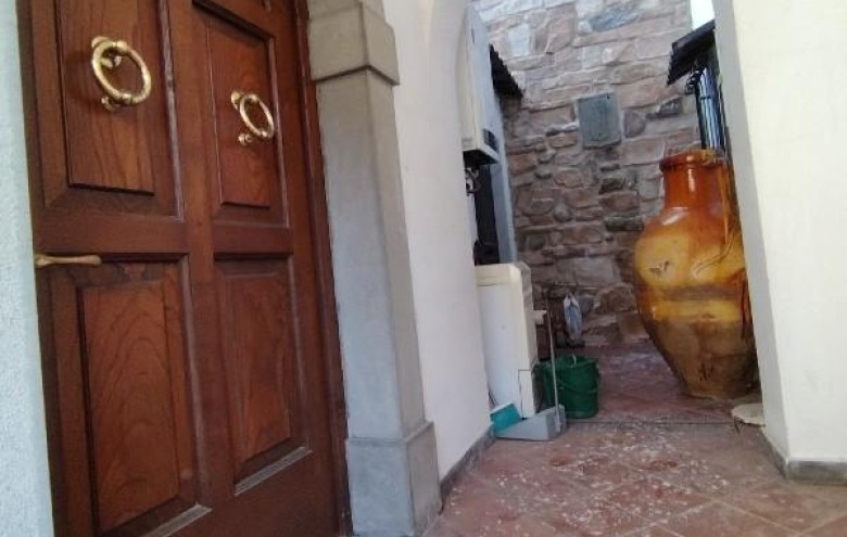 Casa semi indipendente in vendita a Carrara