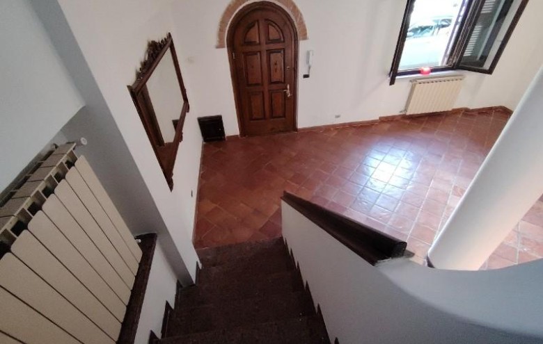 Casa semi indipendente in vendita a Carrara