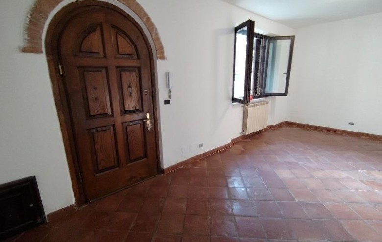 Casa semi indipendente in vendita a Carrara