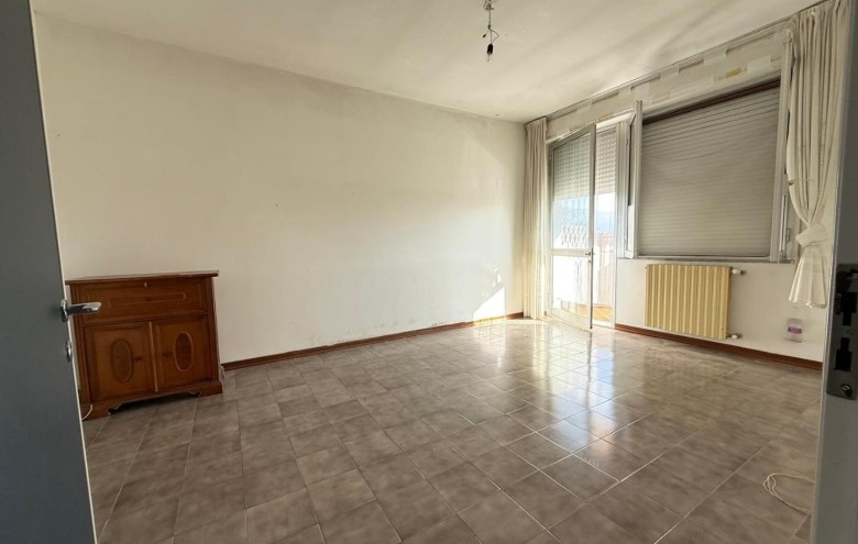 Appartamento in vendita a Massa