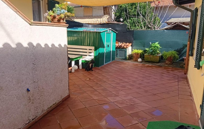 Villa singola in vendita a Massa