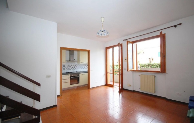 Villetta a schiera in vendita a Massa