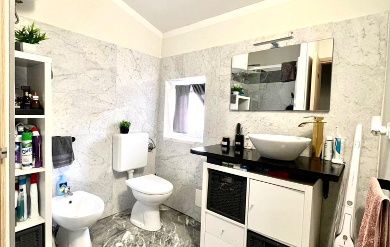 Terratetto in vendita a Massa