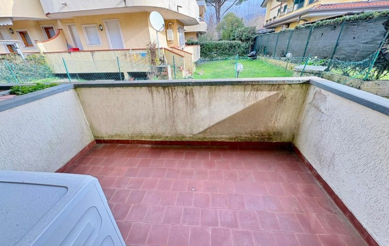 Appartamento in vendita a Massa