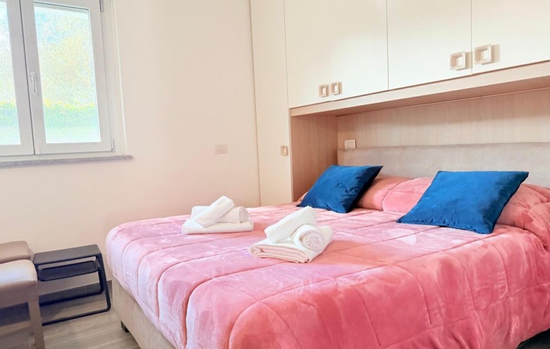 Appartamento in vendita a Montignoso