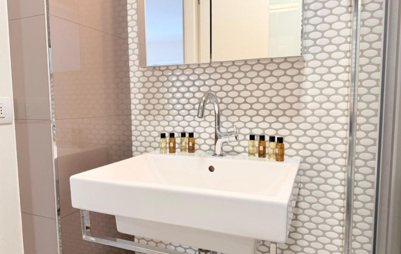 Appartamento in vendita a Montignoso