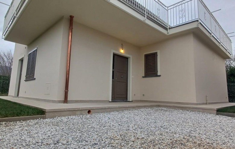 Villa singola in vendita a Massa