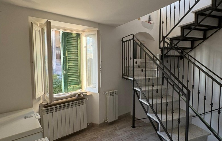 Terratetto in vendita a Massa