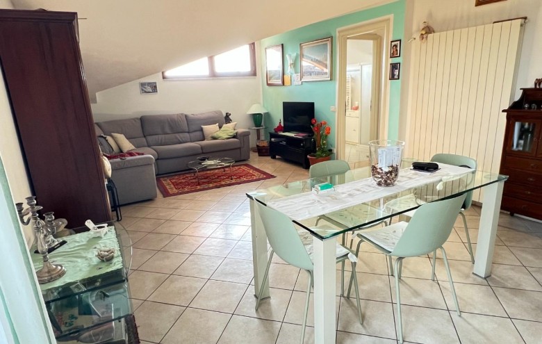 Appartamento in vendita a Massa