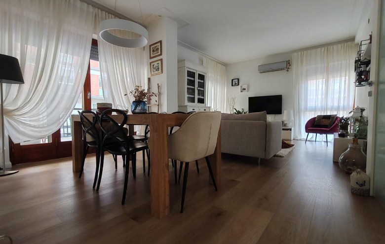 Appartamento in vendita a Massa