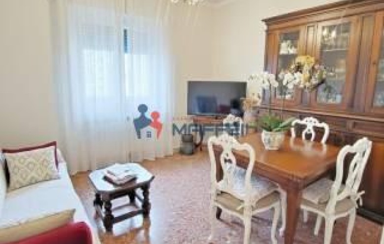 Appartamento in vendita a Viareggio