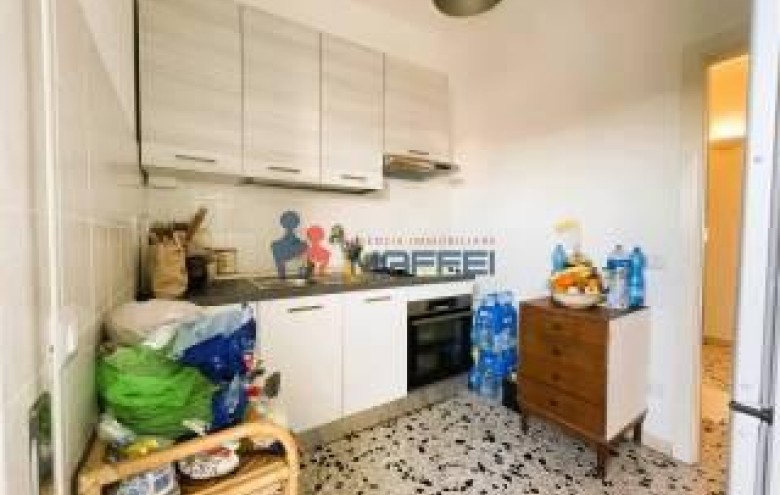 Appartamento in vendita a Viareggio