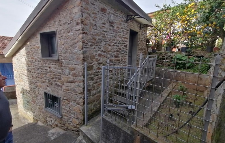 Porzione di casa in vendita a Massa