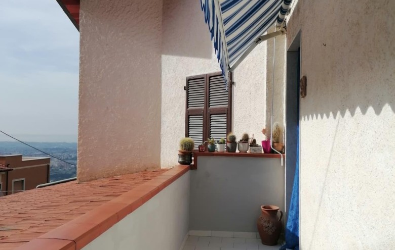 Porzione di casa in vendita a Massa