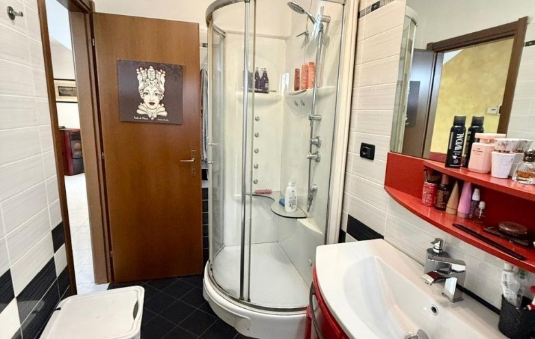 Appartamento in vendita a Massa