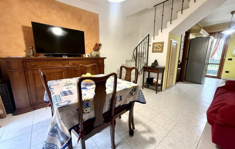 Appartamento in vendita a Massa