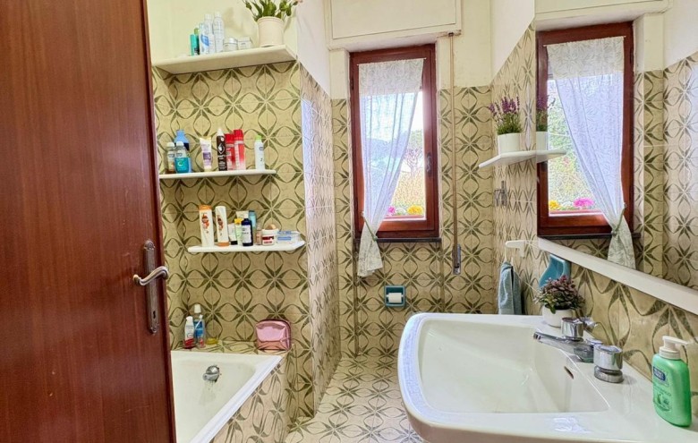 Appartamento in vendita a Massa