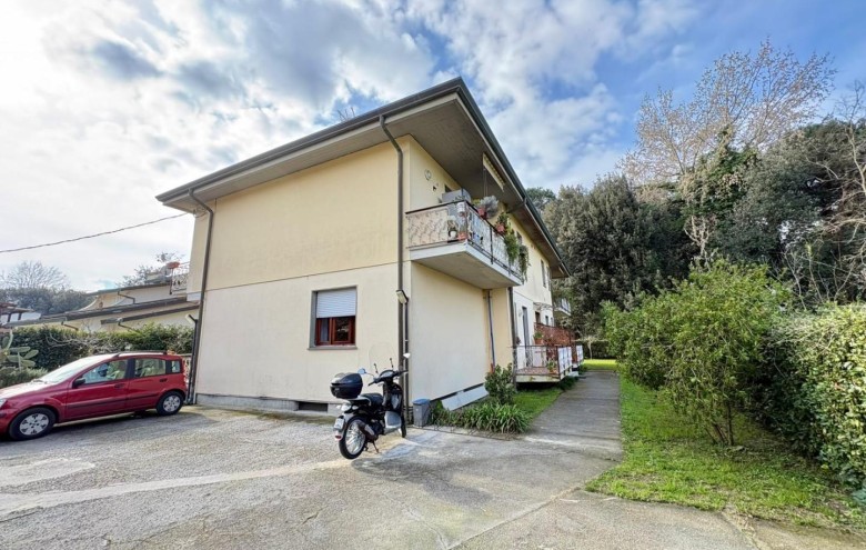 Appartamento in vendita a Massa