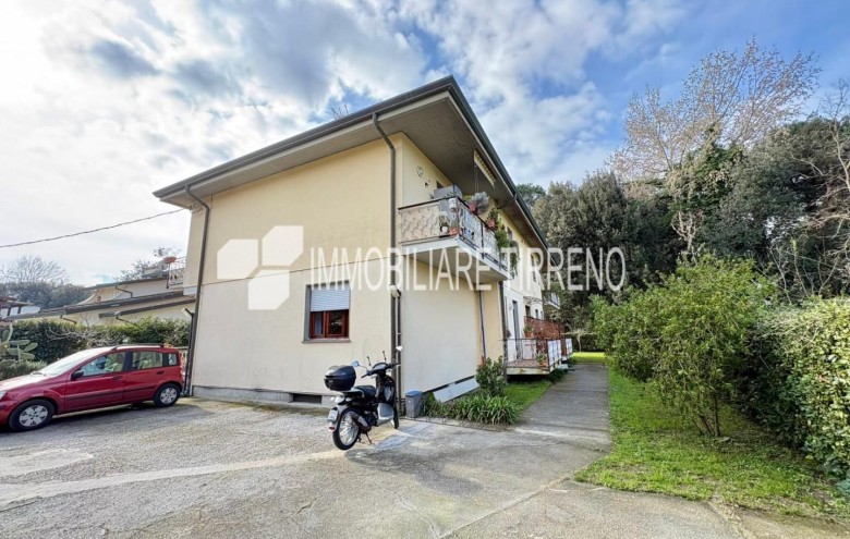 Appartamento in vendita a Massa