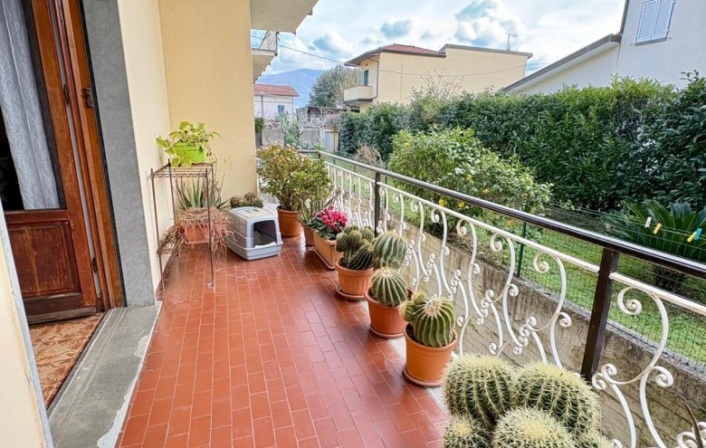 Appartamento in vendita a Massa