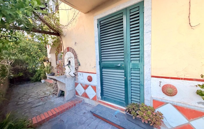 Appartamento in vendita a Massa