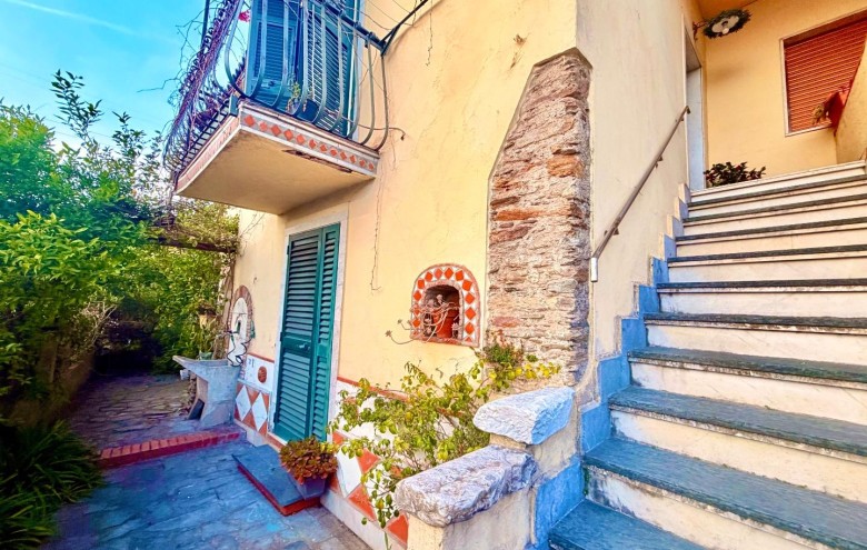 Appartamento in vendita a Massa