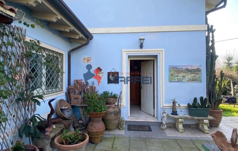 Rustico in vendita a Massarosa