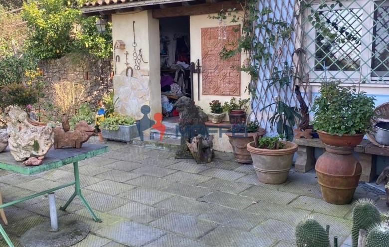 Rustico in vendita a Massarosa