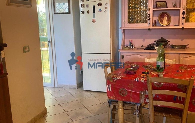 Rustico in vendita a Massarosa